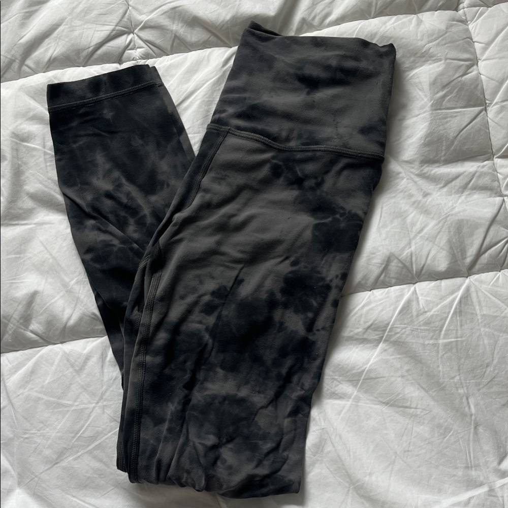 Size 2 Lululemon diamond dye leggings